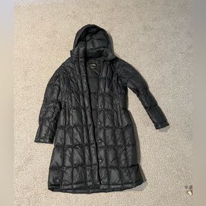 Women’s The North Face Black Puff Parka Coat size small